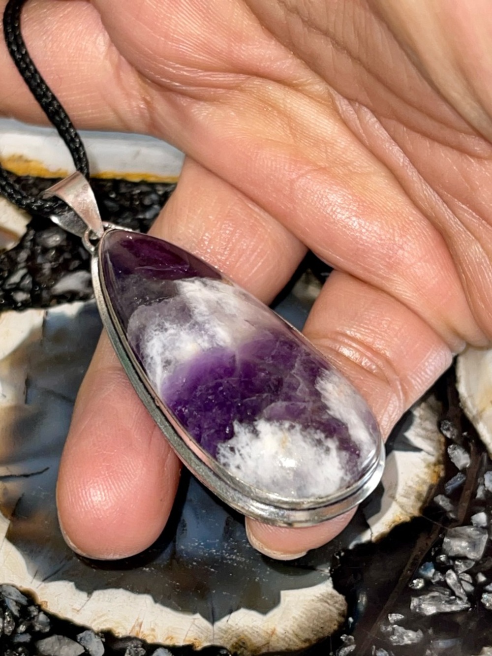 Chevron Amethyst Pendant 2 1/2” - Picture 13 of 17